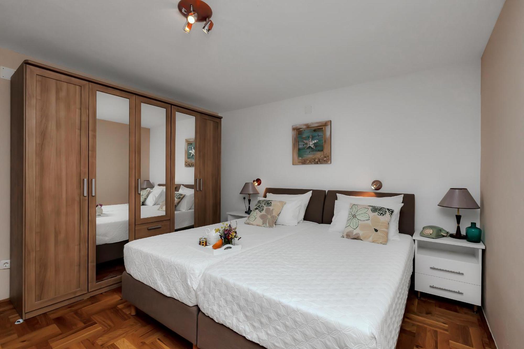 Villa Ana Podgora Luaran gambar